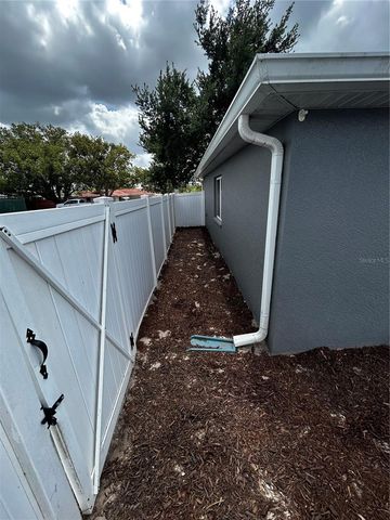 5815 MOCKINGBIRD DRIVE, New Port Richey, FL 34652