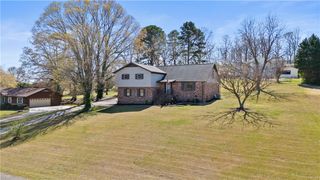221 TIMBROOKE Way, Easley, SC 29642