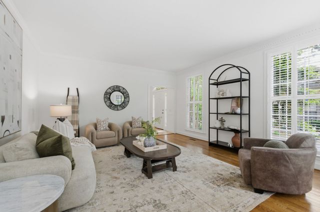 4106 Estes Rd, Nashville, TN 37215
