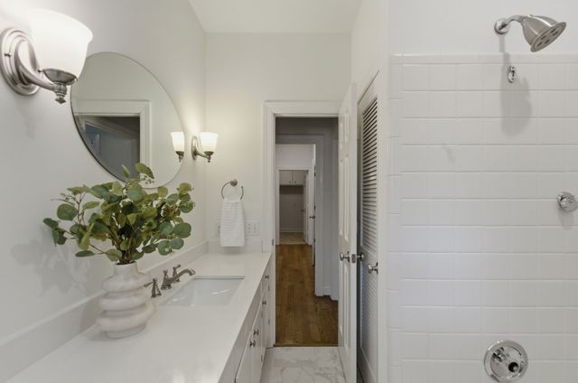 4106 Estes Rd, Nashville, TN 37215