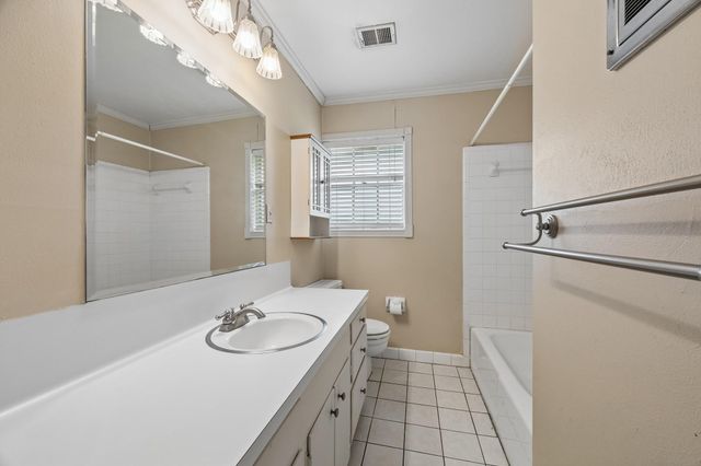 4802 Elm Street, Pearland, TX 77581