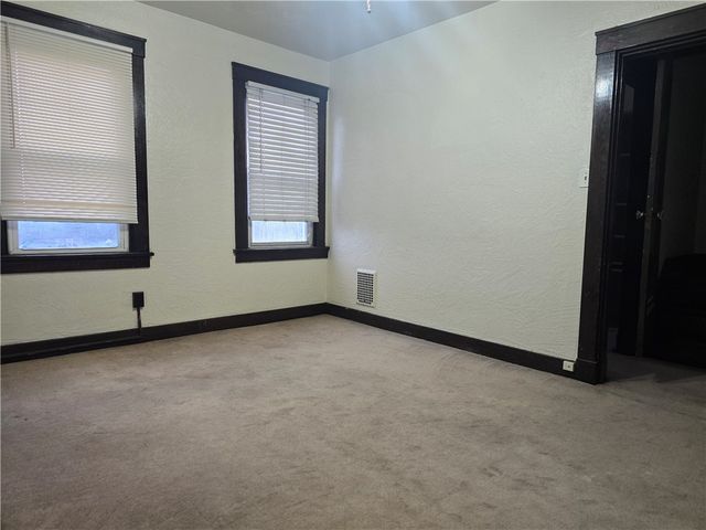 1029 Brownsville Rd, Carrick, PA 15210