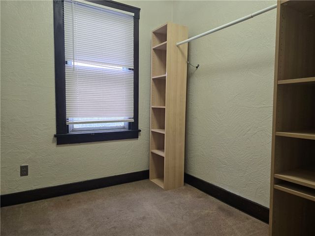 1029 Brownsville Rd, Carrick, PA 15210