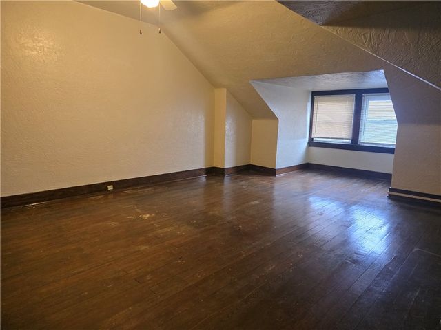 1029 Brownsville Rd, Carrick, PA 15210