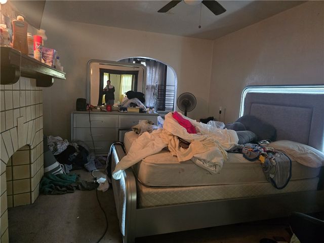 1029 Brownsville Rd, Carrick, PA 15210