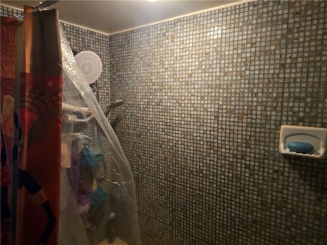 1029 Brownsville Rd, Carrick, PA 15210