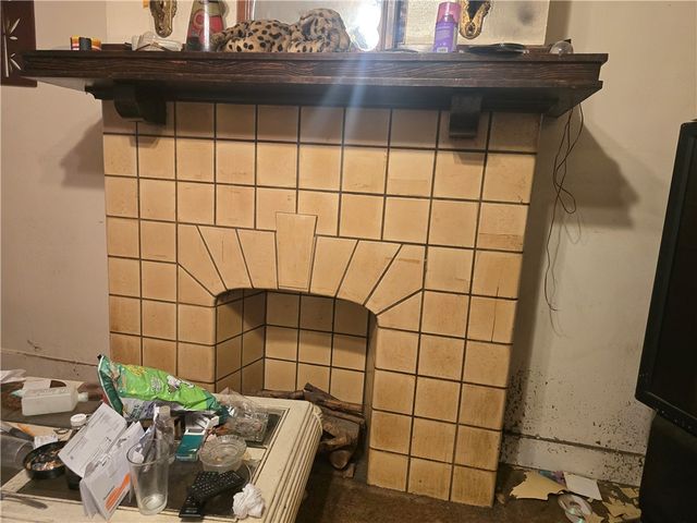 1029 Brownsville Rd, Carrick, PA 15210