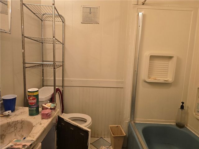 1029 Brownsville Rd, Carrick, PA 15210