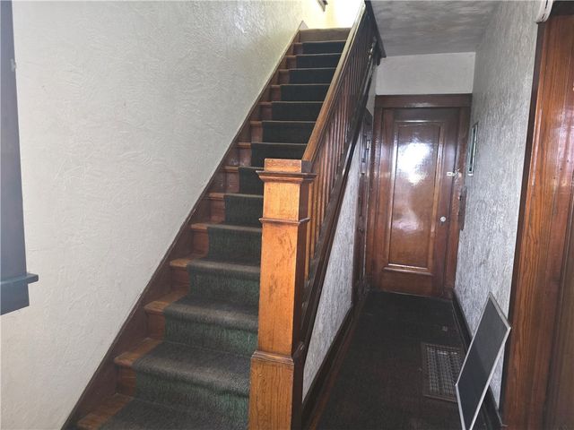 1029 Brownsville Rd, Carrick, PA 15210