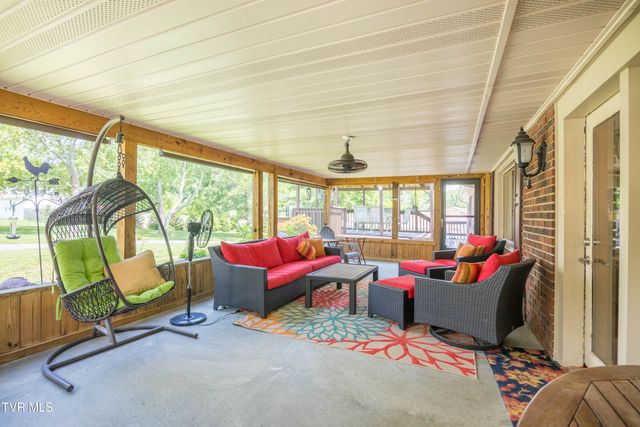255 Riverview Drive, Johnson City, TN 37601