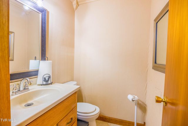 255 Riverview Drive, Johnson City, TN 37601