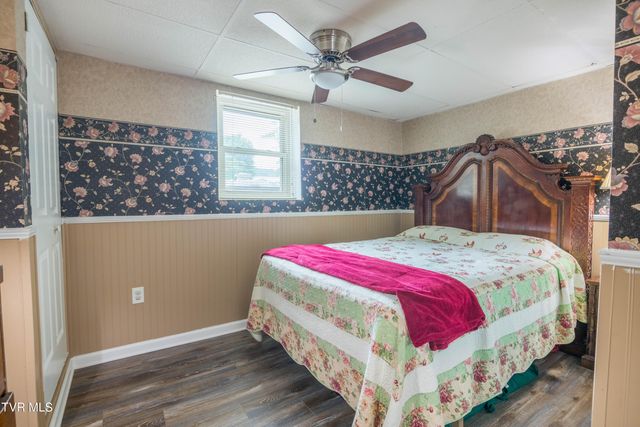 255 Riverview Drive, Johnson City, TN 37601