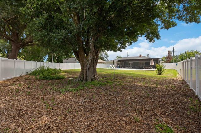 81 DUVAL ROAD, Winter Haven, FL 33884