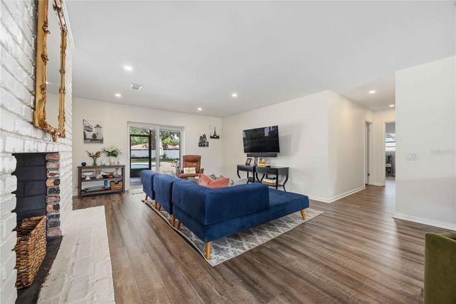 81 DUVAL ROAD, Winter Haven, FL 33884