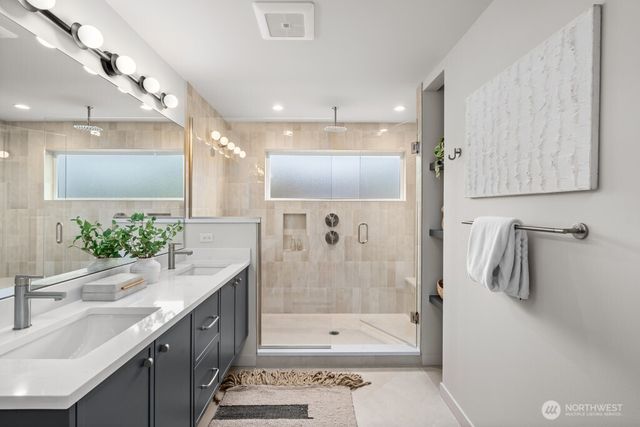 2509 N 42nd Street, Seattle, WA 98103