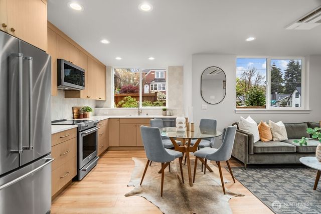 2509 N 42nd Street, Seattle, WA 98103