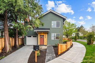 2509 N 42nd Street, Seattle, WA 98103