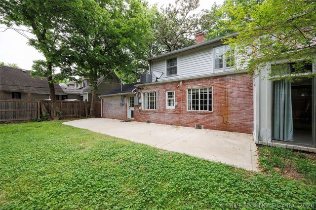 1655 Cherokee Place, Bartlesville, OK 74003