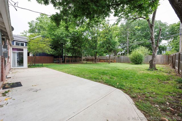 1655 Cherokee Place, Bartlesville, OK 74003