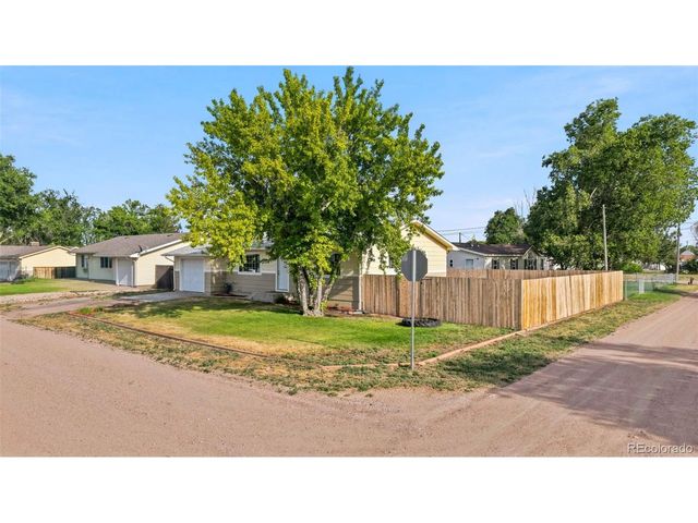 344 Park Ave, Pierce, CO 80650