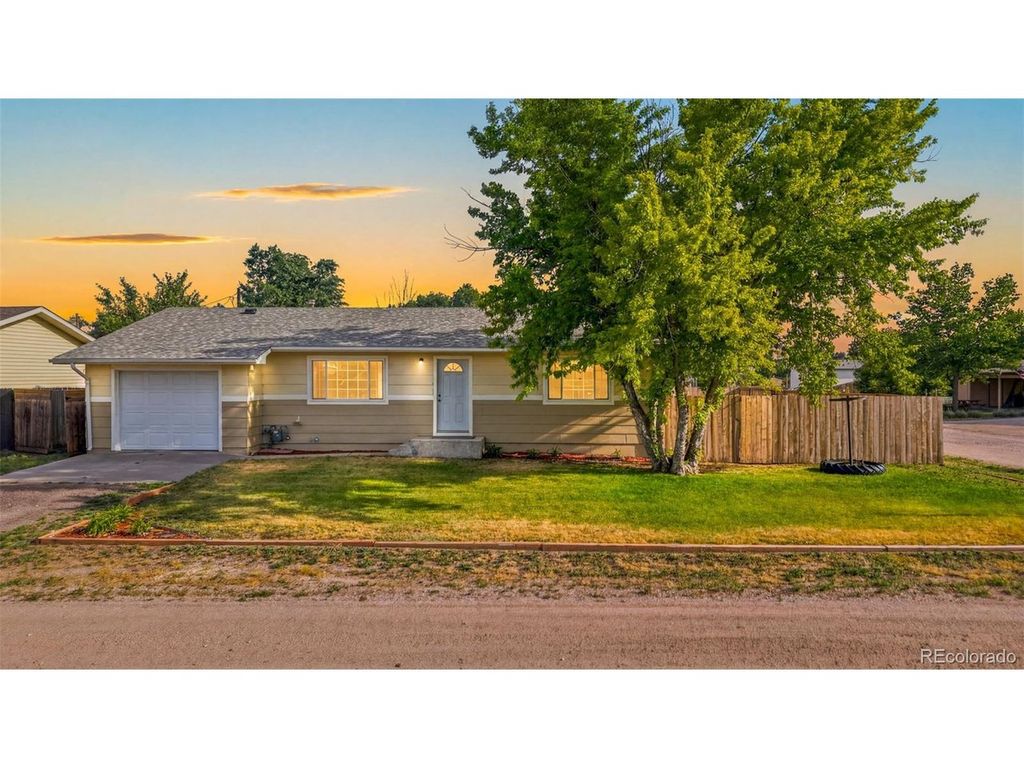 344 Park Ave, Pierce, CO 80650