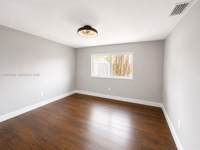 520 SW 167th Ter, Weston, FL 33326