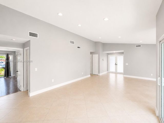 520 SW 167th Ter, Weston, FL 33326