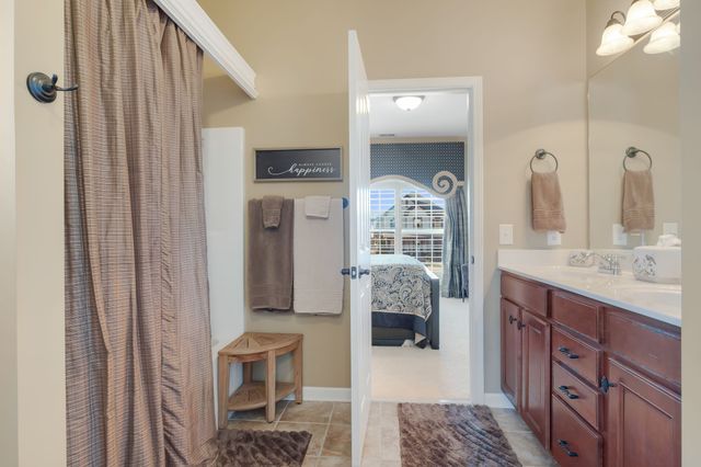 1113 Claire Ct, Gallatin, TN 37066