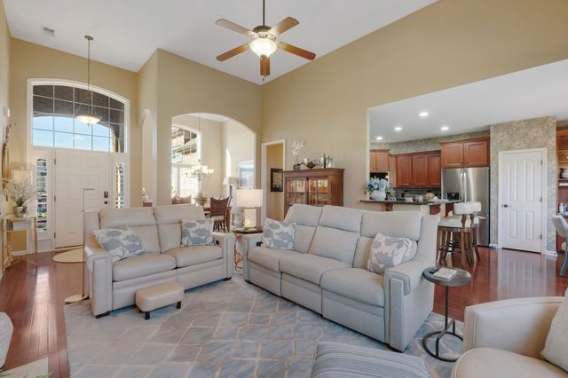 1113 Claire Ct, Gallatin, TN 37066