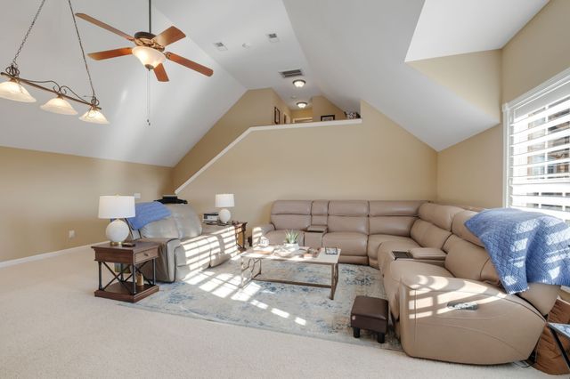 1113 Claire Ct, Gallatin, TN 37066