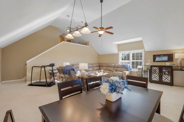 1113 Claire Ct, Gallatin, TN 37066