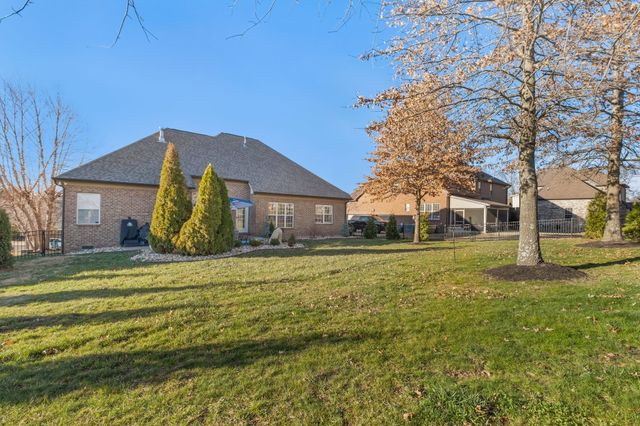 1113 Claire Ct, Gallatin, TN 37066