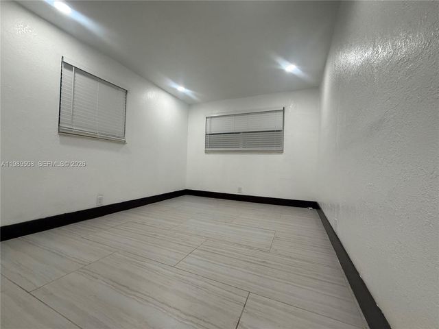 1881 SW 42nd Ter Unit B, Fort Lauderdale, FL 33317