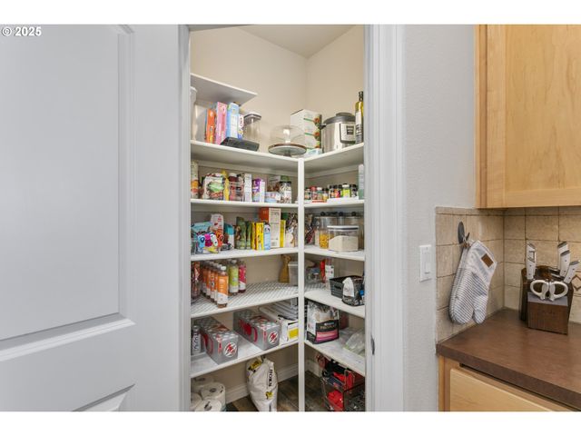 2206 Ne 177TH Ave, Vancouver, WA 98684