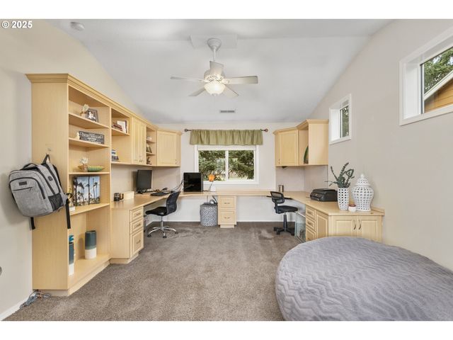 2206 Ne 177TH Ave, Vancouver, WA 98684