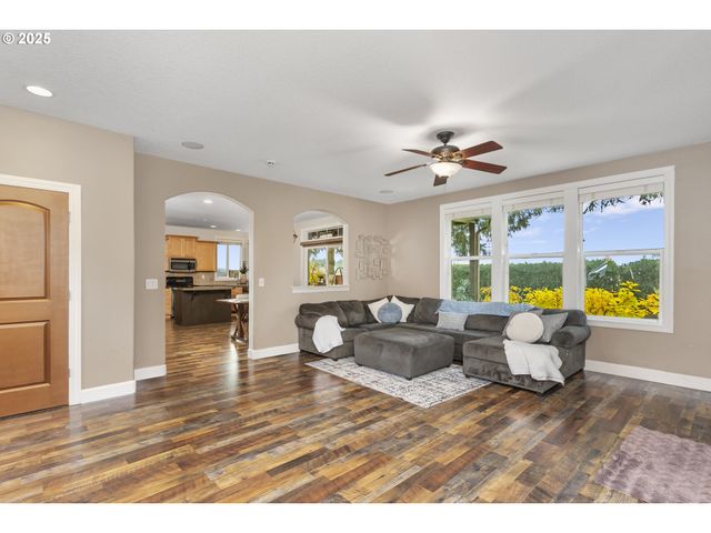 2206 Ne 177TH Ave, Vancouver, WA 98684