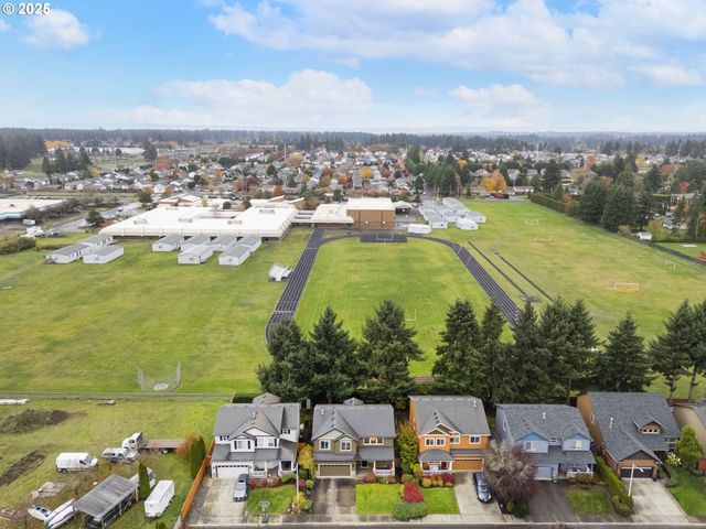 2206 Ne 177TH Ave, Vancouver, WA 98684