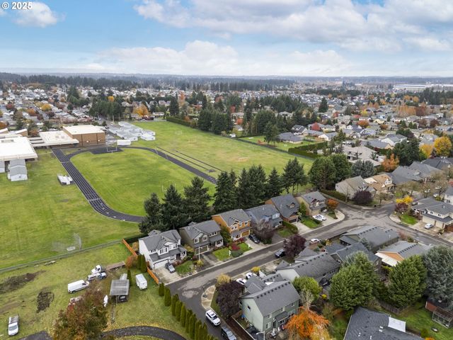 2206 Ne 177TH Ave, Vancouver, WA 98684