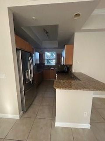 2337 Vintage Drive, Lighthouse Point, FL 33064