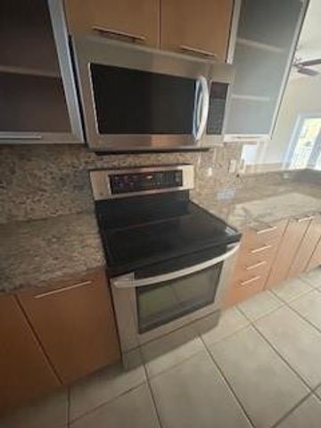 2337 Vintage Drive, Lighthouse Point, FL 33064