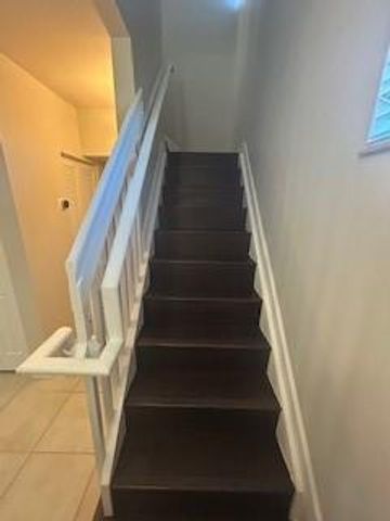 2337 Vintage Drive, Lighthouse Point, FL 33064