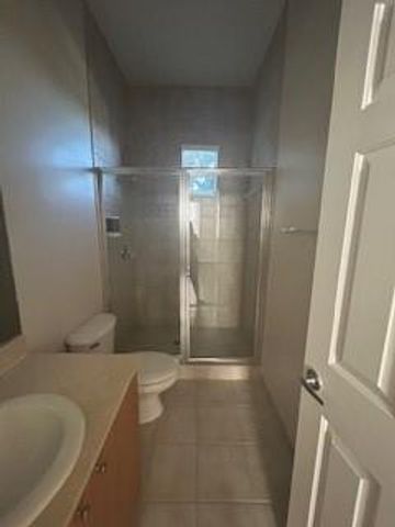 2337 Vintage Drive, Lighthouse Point, FL 33064