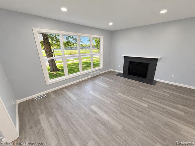 3354 E Outer Drive Drive, Detroit, MI 48234