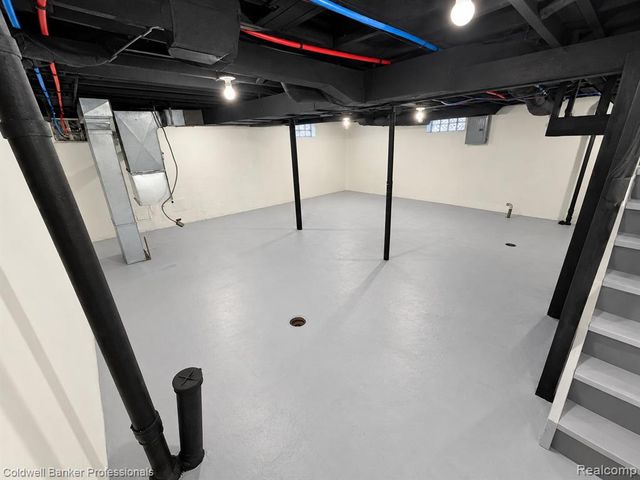 3354 E Outer Drive Drive, Detroit, MI 48234