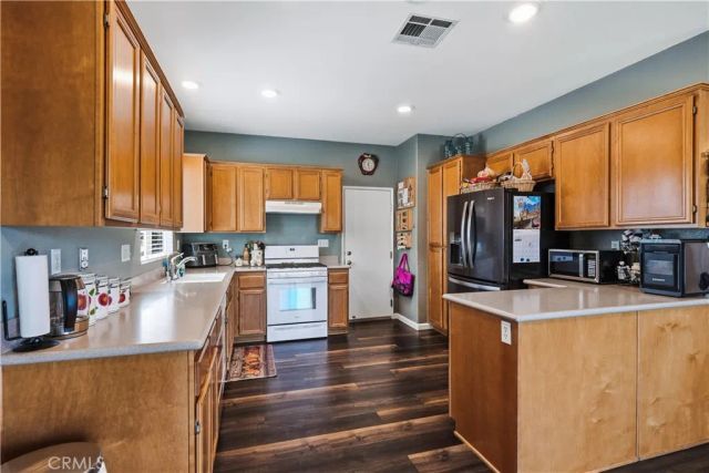 32068 Meadow Wood, Lake Elsinore, CA 92532