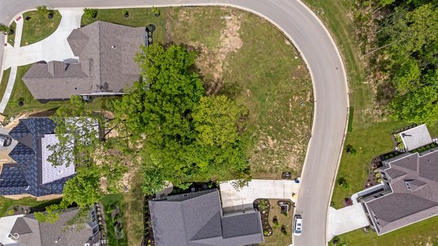 4130 Hartswick Court, Zionsville, IN 46077