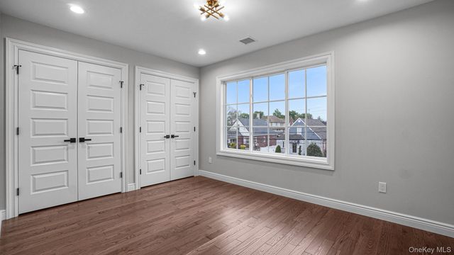 17 Hommell Street S, Valley Stream, NY 11580