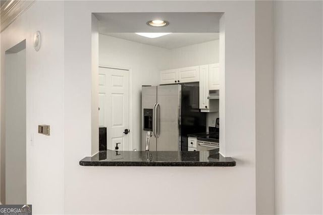 3334 Peachtree Road NE 209, Atlanta, GA 30326