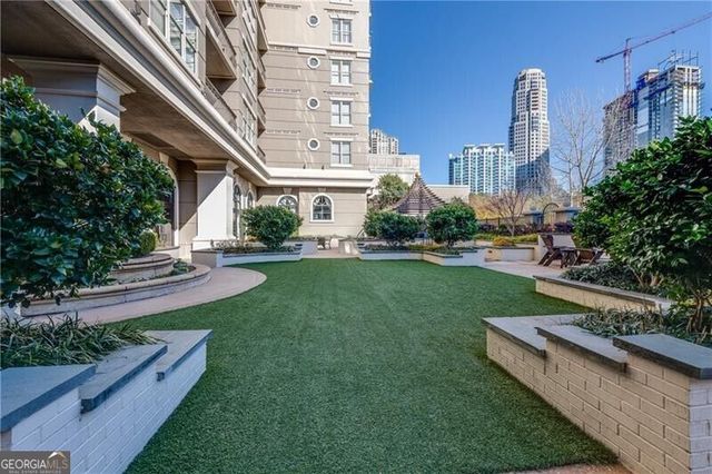3334 Peachtree Road NE 209, Atlanta, GA 30326