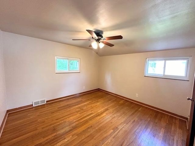 136 E Eugene Ave 2, Munhall, PA 15120